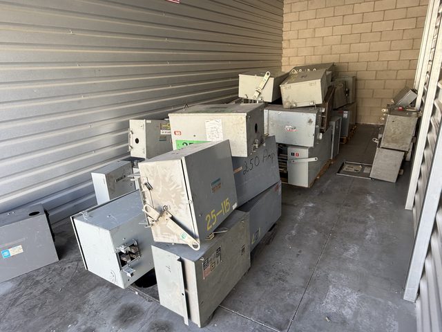 Circuit Breaker Plug-In Units we buy